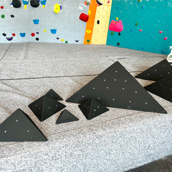 Climbing Volumes, Triangular
